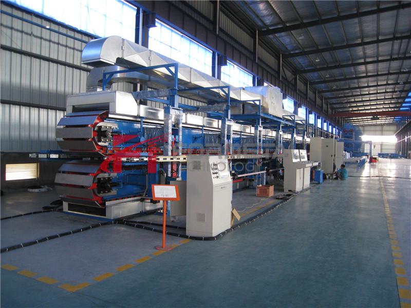 Linea di produzione continua di pannelli sandwich in PU